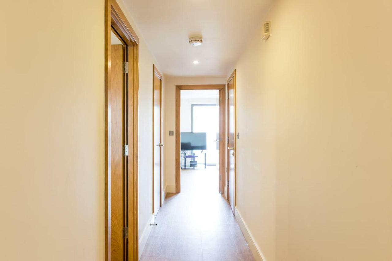 Modern 2 Bed 2 Bath Hyde Park Londres