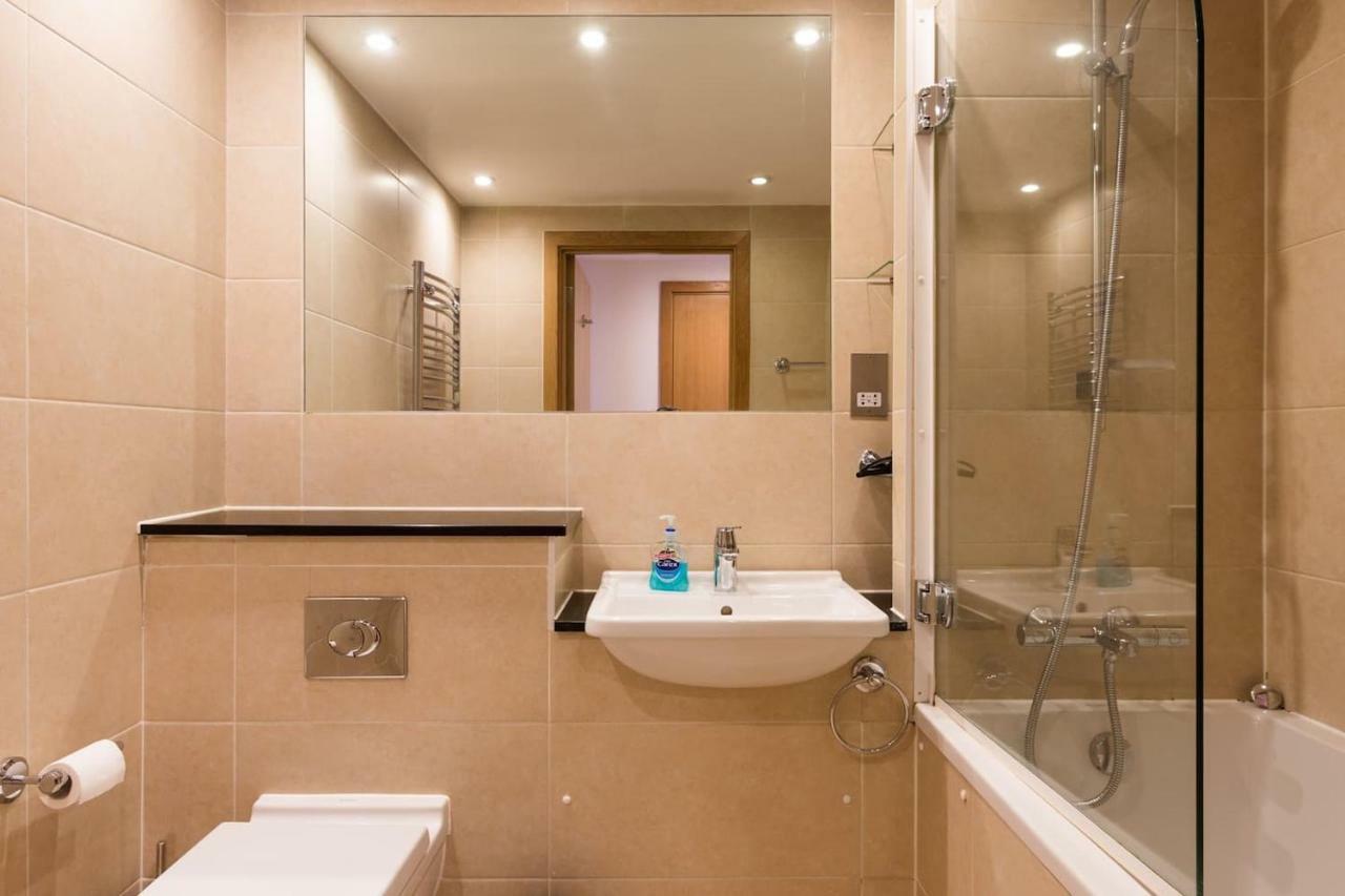 Modern 2 Bed 2 Bath Hyde Park Appartement Londres