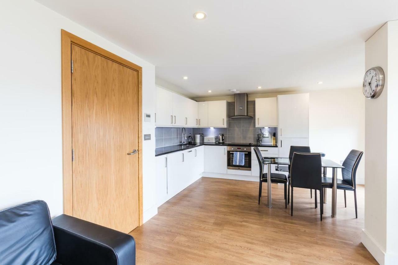 Modern 2 Bed 2 Bath Hyde Park * Londres