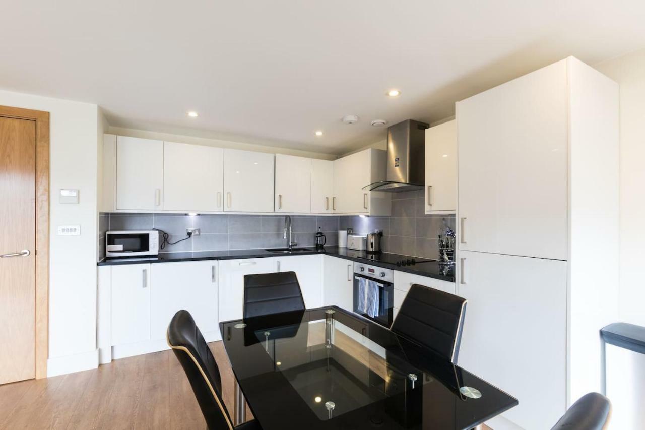 Modern 2 Bed 2 Bath Hyde Park Appartement Londres