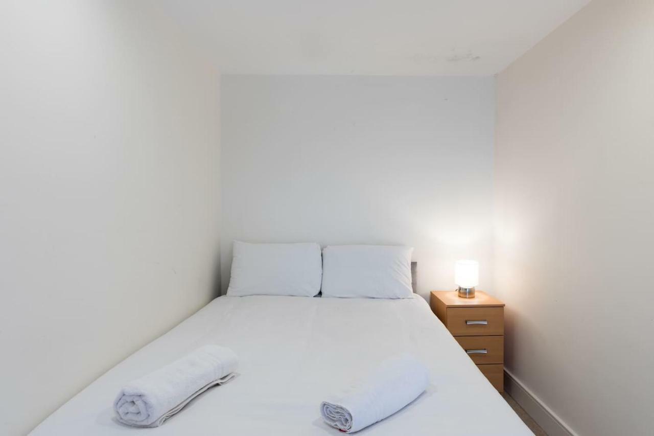 Modern 2 Bed 2 Bath Hyde Park * Londres